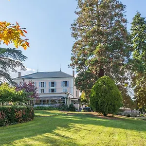 https://chateau-de-breuil-en-beaujolais.hotels-rhonealpes.com