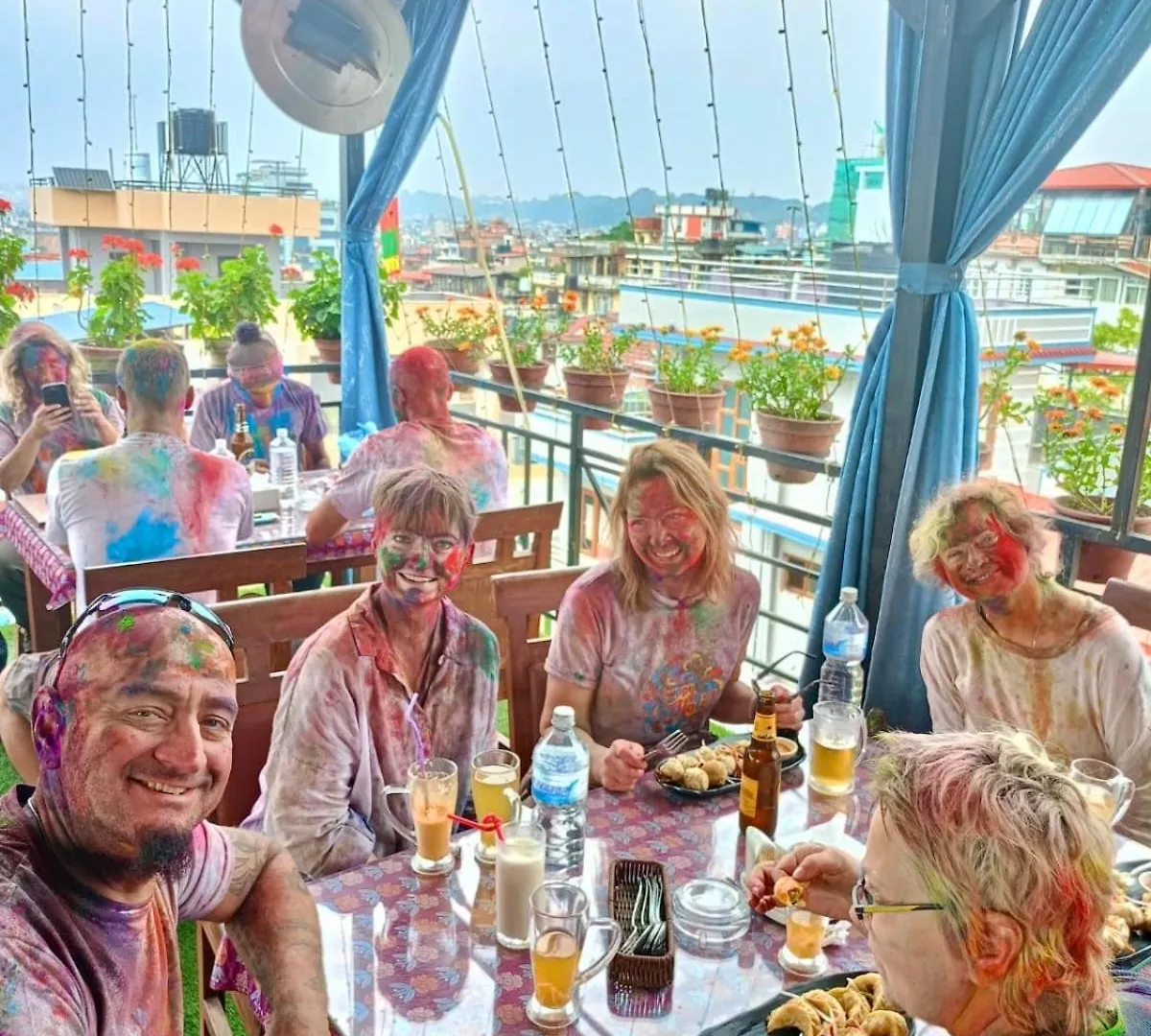 Yog Hostel- Rooftop Yoga & Backpacker Social Stay In Thamel, Kathamndu Katmandú Hostal