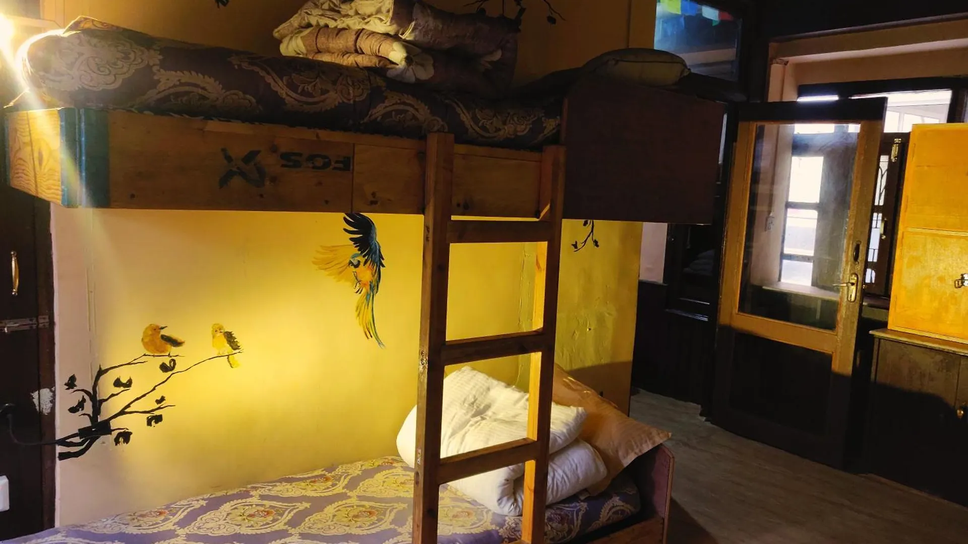 Hostal Yog Hostel- Rooftop Yoga & Backpacker Social Stay In Thamel, Kathamndu Katmandú